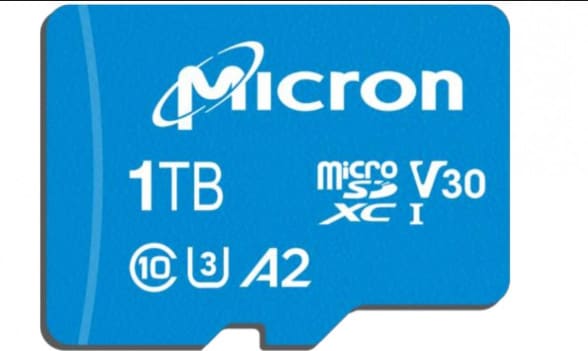 بطاقة microSD بسعة 1 تيرابايت